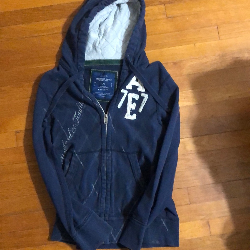 American eagle zip up